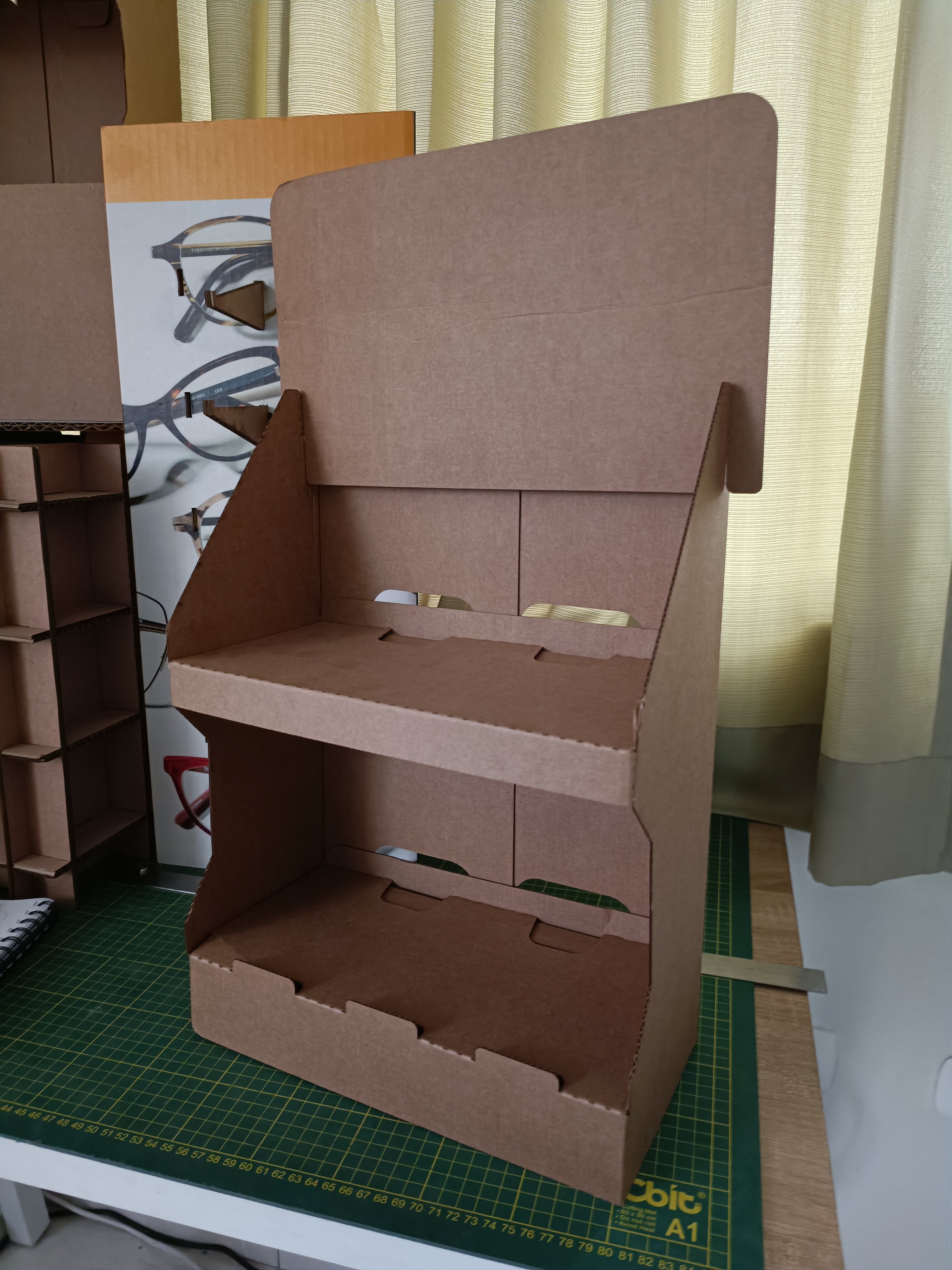 exhibidor plegable de carton