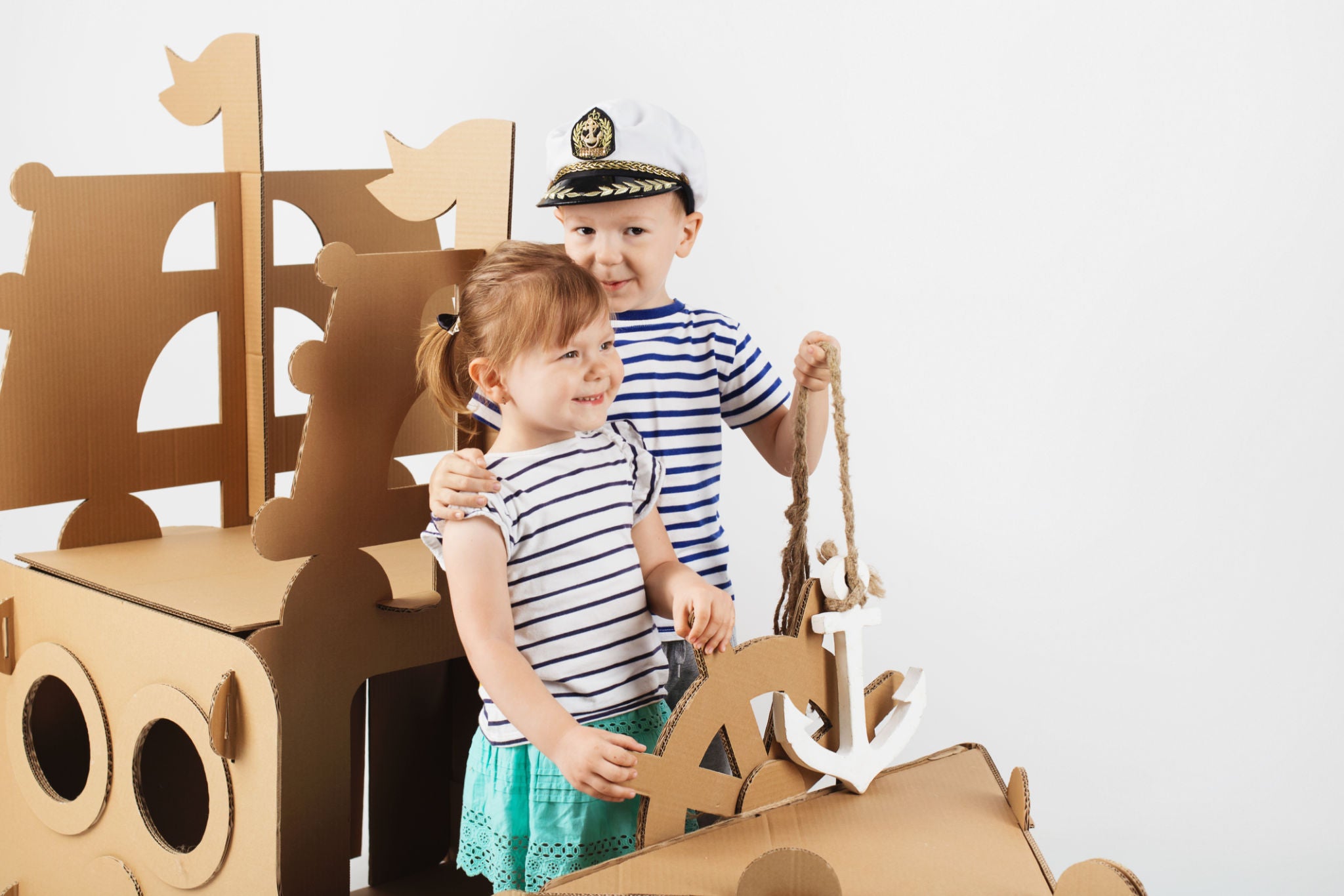 como hacer un barco de carton